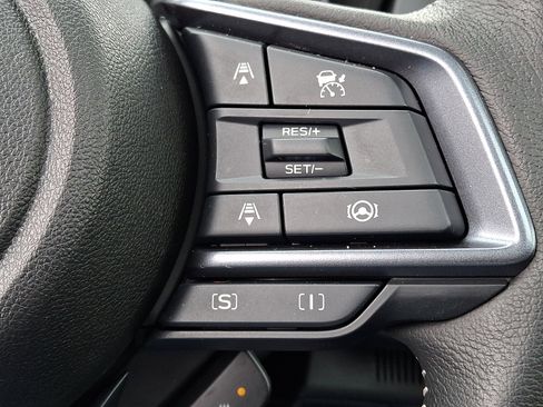 Certified 2025 Subaru Forester Limited image 25