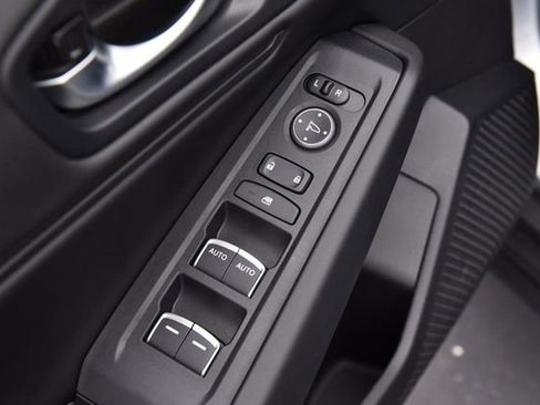 Used 2025 Honda Accord SE image 8