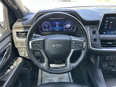 Used 2023 Chevrolet Tahoe Z71 w/ Z71 Off-Road Package AWD/4WD image 14