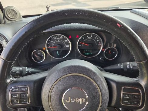 Used 2014 Jeep Wrangler Unlimited Sport AWD/4WD image 21