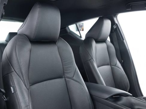 Used 2018 Toyota C-HR XLE image 26