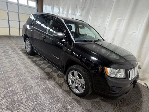 Used 2012 Jeep Compass Limited w/ Sun/Sound Group AWD/4WD image 10