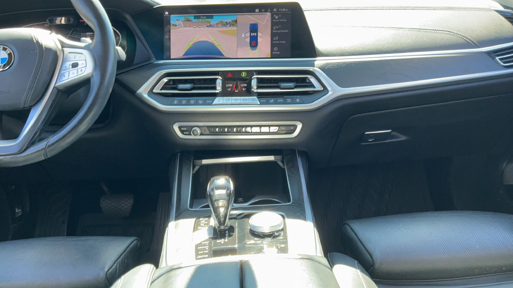 Used 2020 BMW X7 xDrive40i w/ Premium Package AWD/4WD image 9