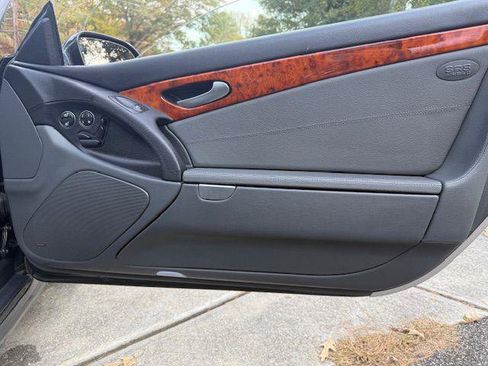 Used 2003 Mercedes-Benz SL 500 image 35