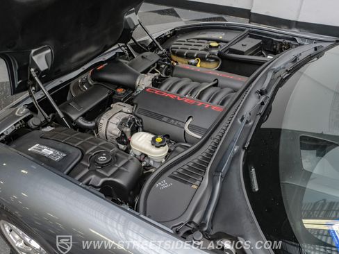 Used 2003 Chevrolet Corvette Convertible w/ Preferred Equipment Group1 RWD image 37