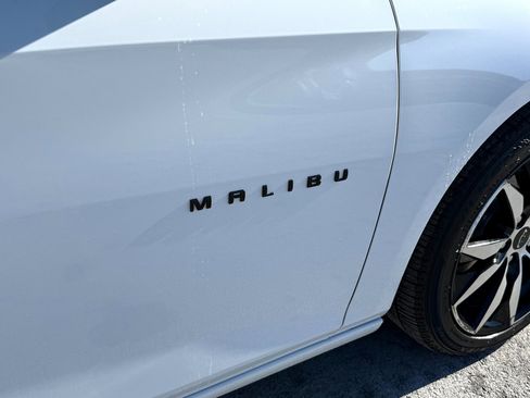 Certified 2021 Chevrolet Malibu RS image 8