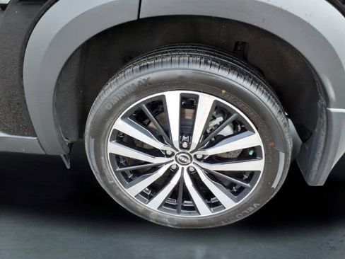 Used 2025 Nissan Pathfinder Platinum w/ Cargo Package AWD/4WD image 13