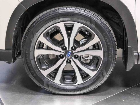 Used 2019 Subaru Forester Limited AWD/4WD image 10
