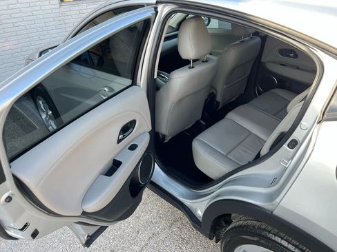 Used 2016 Honda HR-V EX-L image 21