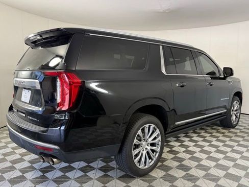Used 2021 GMC Yukon XL Denali AWD/4WD image 6