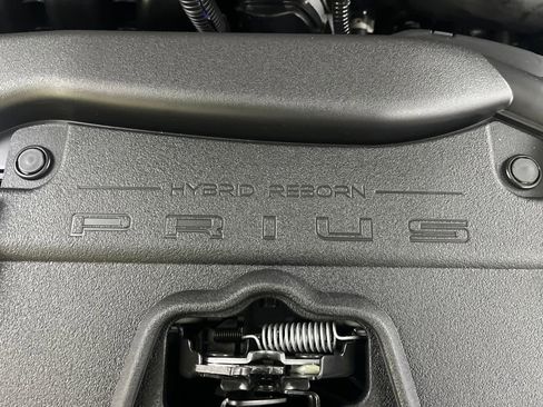 New 2026 Toyota Prius AWD image 10