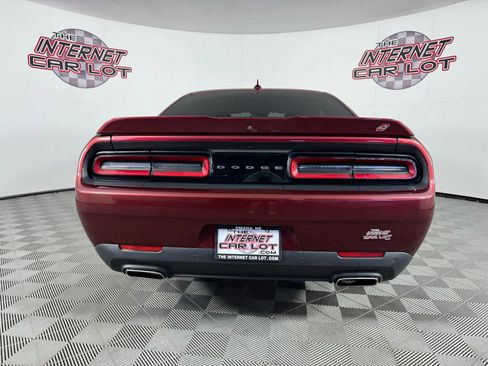Used 2023 Dodge Challenger SXT w/ Plus Package image 6