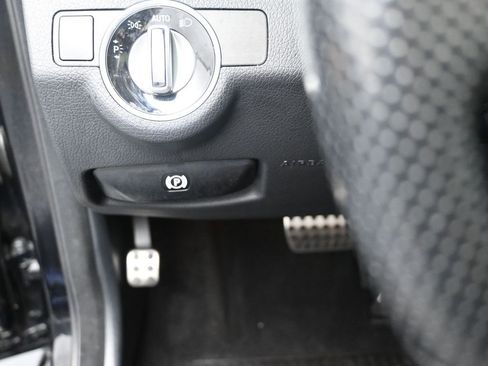 Used 2016 Mercedes-Benz E 400 Coupe image 16