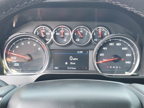 Used 2020 Chevrolet Silverado 1500 RST w/ Texas Edition RWD image 17