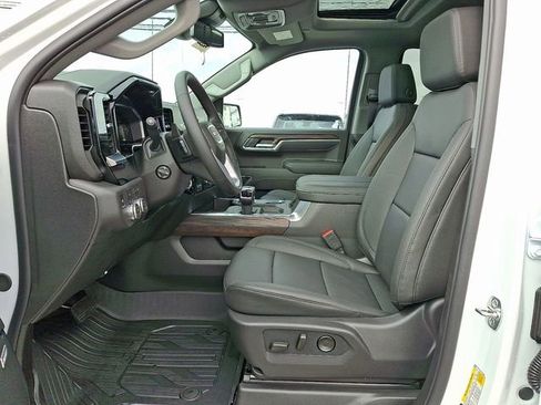 New 2026 GMC Sierra 1500 SLT w/ SLT Premium Package image 14