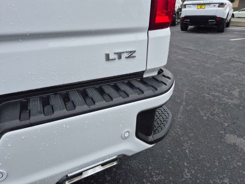 Used 2024 Chevrolet Silverado 1500 LTZ w/ LTZ Convenience Package II image 7