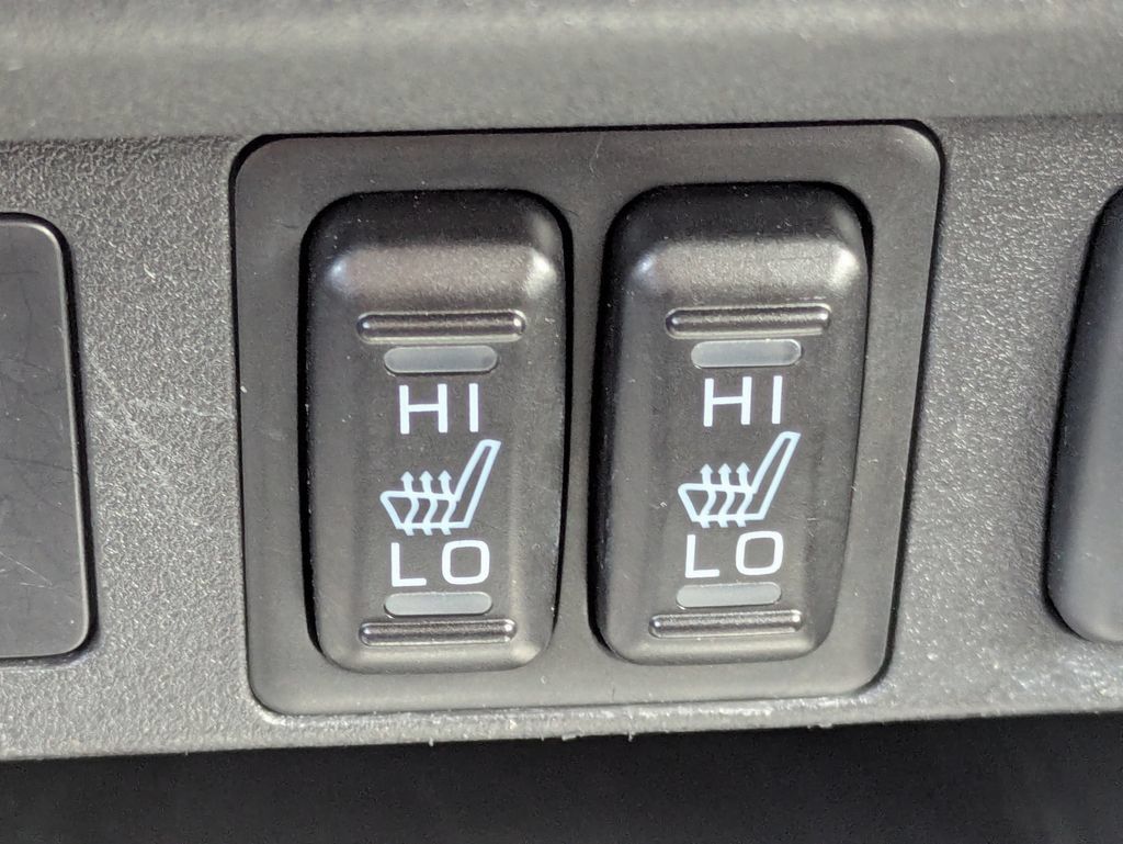 Used 2024 Mitsubishi Outlander Sport SE AWD/4WD image 21