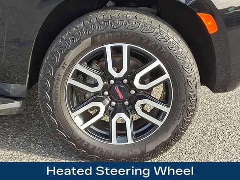 Used 2023 GMC Yukon AT4 image 11