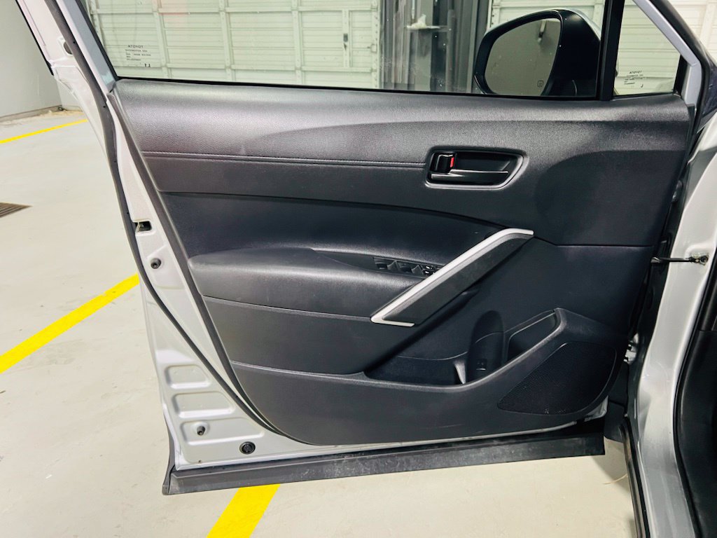Used 2022 Toyota Corolla Cross LE FWD image 24