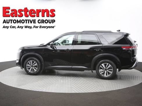 Used 2022 Nissan Pathfinder SL AWD/4WD image 60
