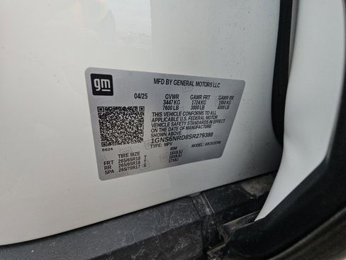 Used 2025 Chevrolet Tahoe LT image 21