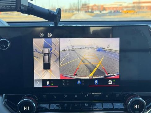 Used 2024 GMC Canyon AT4X w/ AT4X AEV Edition image 20