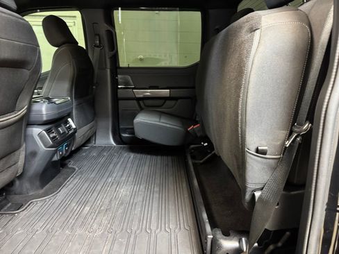 Used 2022 Ford F150 XLT w/ Equipment Group 302A High image 17