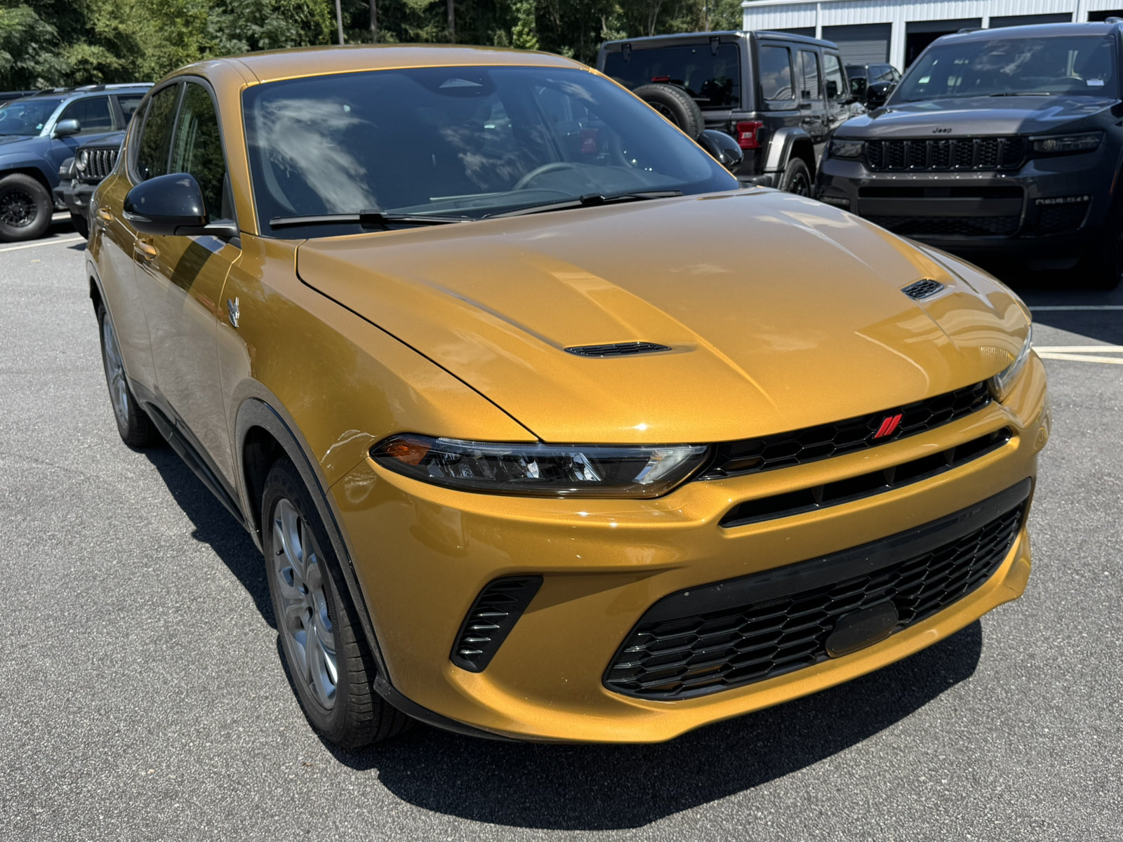 Used 2025 Dodge Hornet R/T AWD/4WD image 3