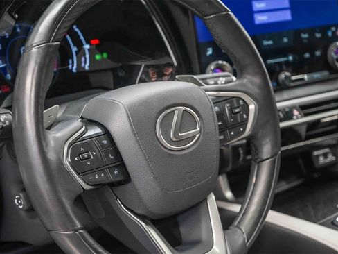Used 2024 Lexus RX 350 Premium image 21