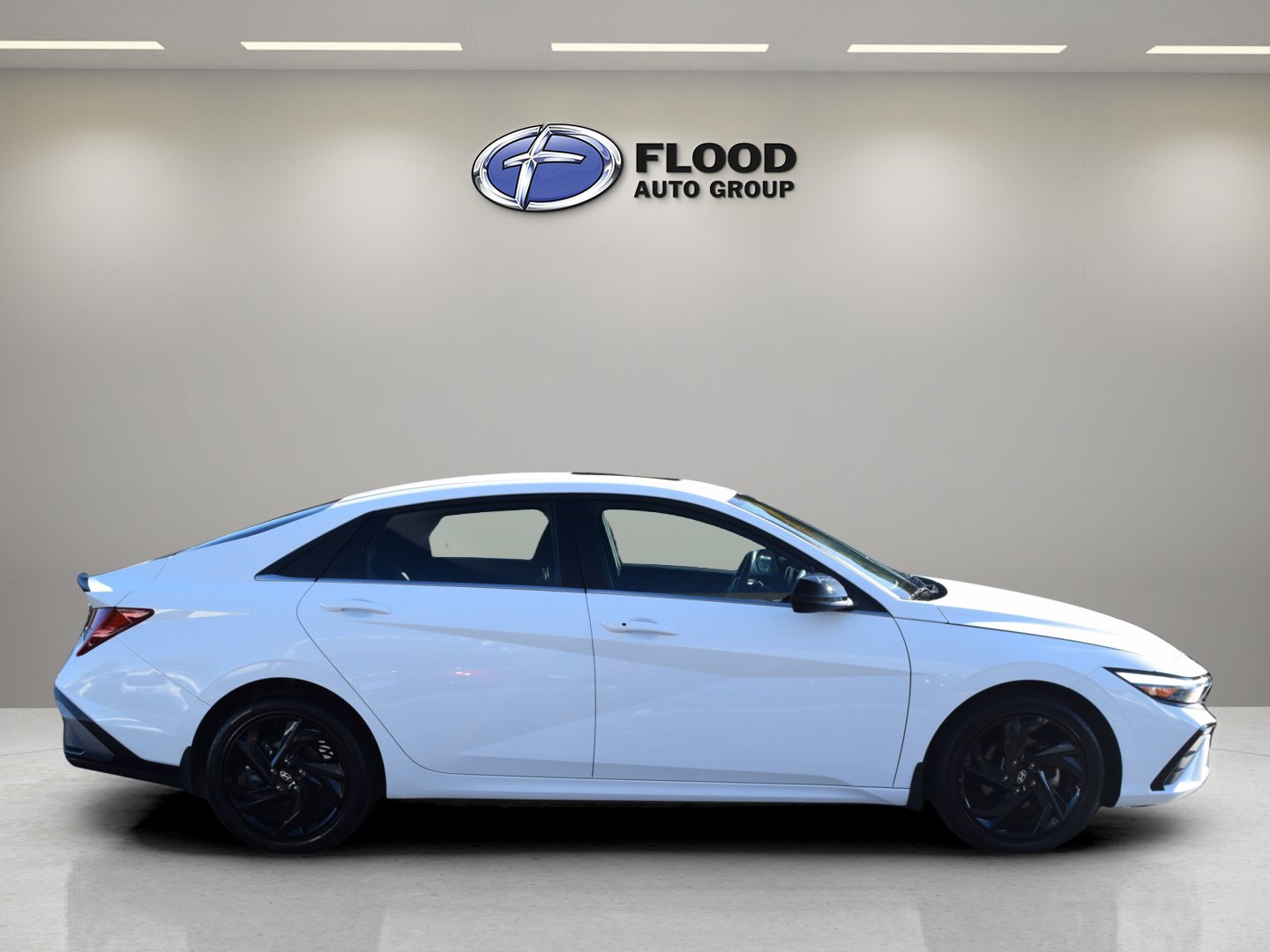 Used 2026 Hyundai Elantra SEL Sport Premium FWD image 3