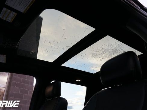 Used 2022 Ford F350 Lariat w/ Tremor Off-Road Package image 36