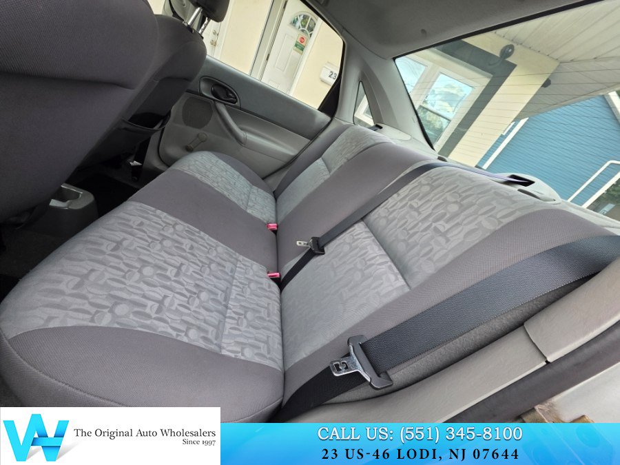 Used 2005 Ford Focus S FWD image 14