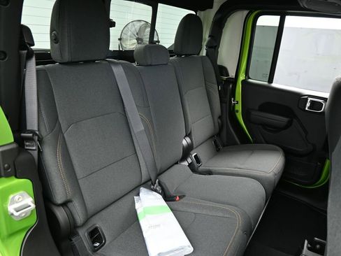 New 2026 Jeep Gladiator Sport image 37