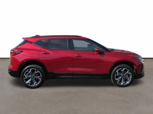 Used 2020 Chevrolet Blazer RS image 2