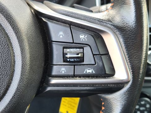 Used 2018 Subaru Crosstrek 2.0i Premium AWD/4WD image 25