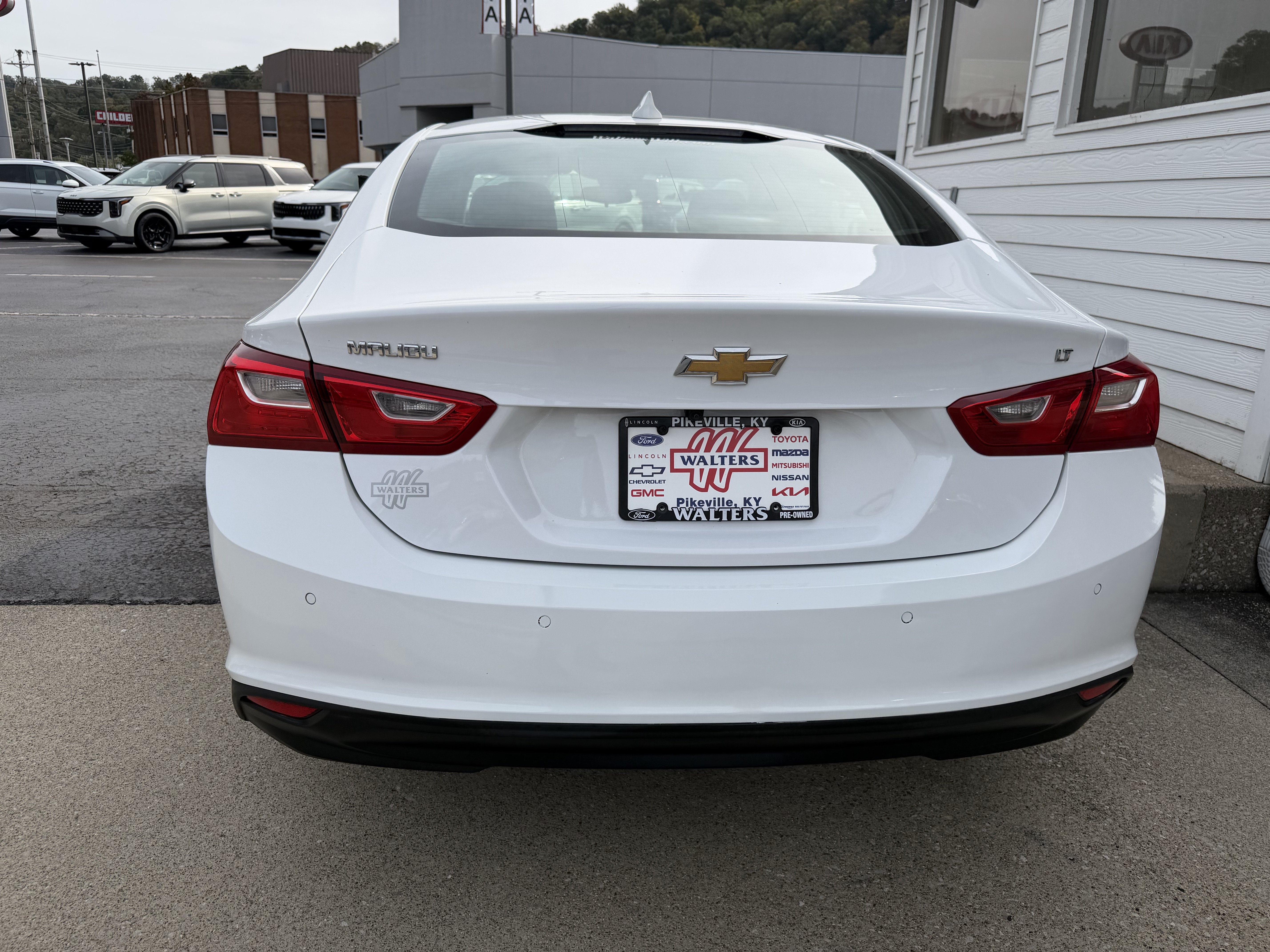 Used 2024 Chevrolet Malibu LT FWD image 6