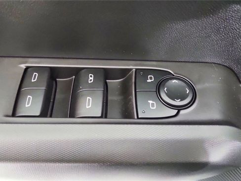 New 2026 GMC Canyon Elevation RWD image 16