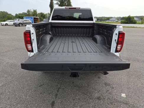New 2026 GMC Sierra 2500 Pro w/ 1SA Pro Safety Plus Package AWD/4WD image 19