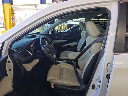 Used 2023 Subaru Ascent Limited w/ Technology Package AWD/4WD image 7