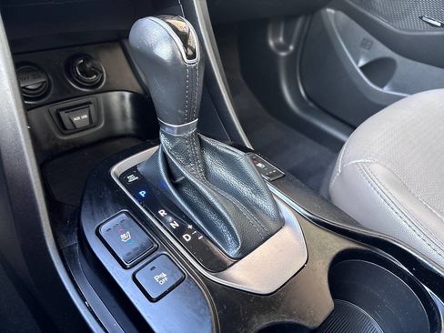 Used 2014 Hyundai Santa Fe Sport w/ Technology Package 04 FWD image 20