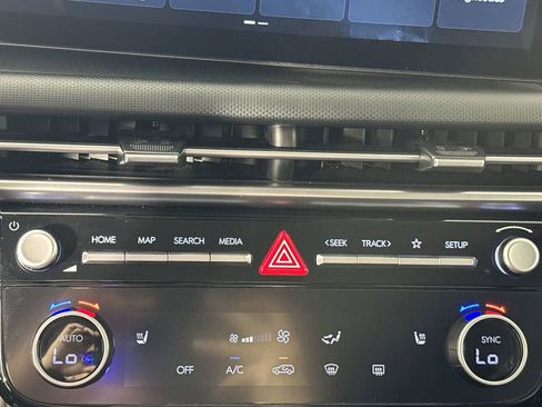 Used 2026 Hyundai Tucson SEL image 18