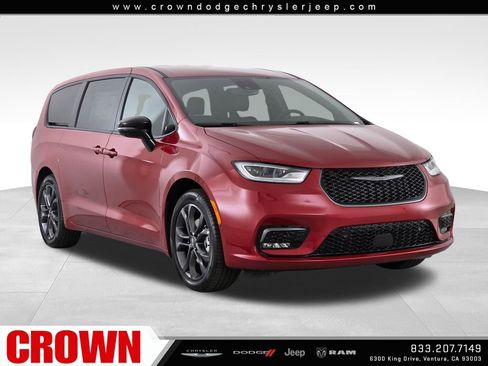 New 2026 Chrysler Pacifica Select image 1