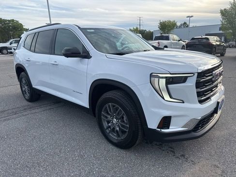 New 2026 GMC Acadia Elevation w/ LPO, Floor Liner Package image 8