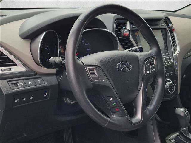 Used 2015 Hyundai Santa Fe Sport 2.0T w/ Option Group 05 AWD/4WD image 3