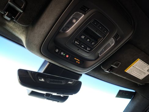 Used 2022 Cadillac CT5 V Blackwing w/ Carbon Fibre Package 2 image 25