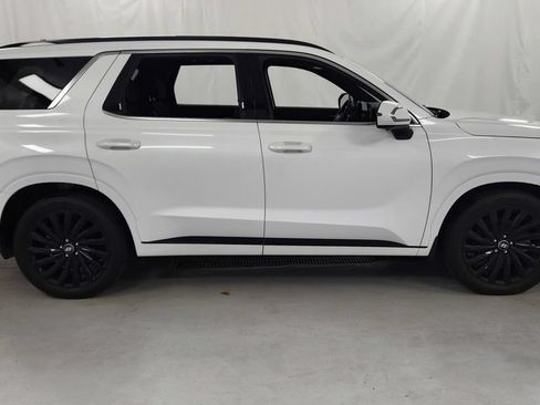 Used 2025 Hyundai Palisade Calligraphy AWD/4WD image 2