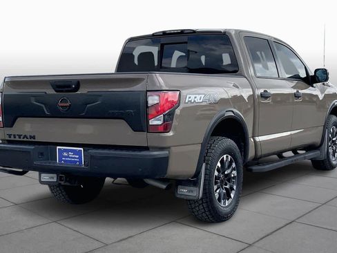 Used 2021 Nissan Titan PRO-4X w/ Pro-4x Convenience Package image 13