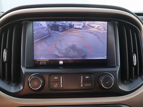 Used 2022 GMC Canyon Denali image 35