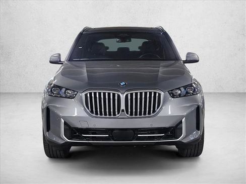 Used 2026 BMW X5 xDrive40i w/ Climate Comfort Package AWD/4WD image 2