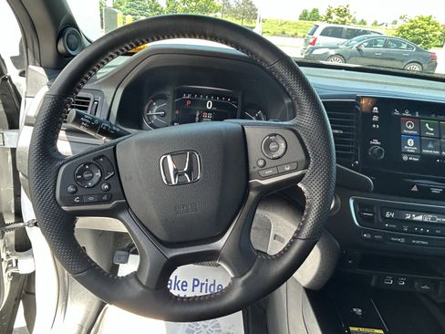 Used 2024 Honda Passport TrailSport image 20